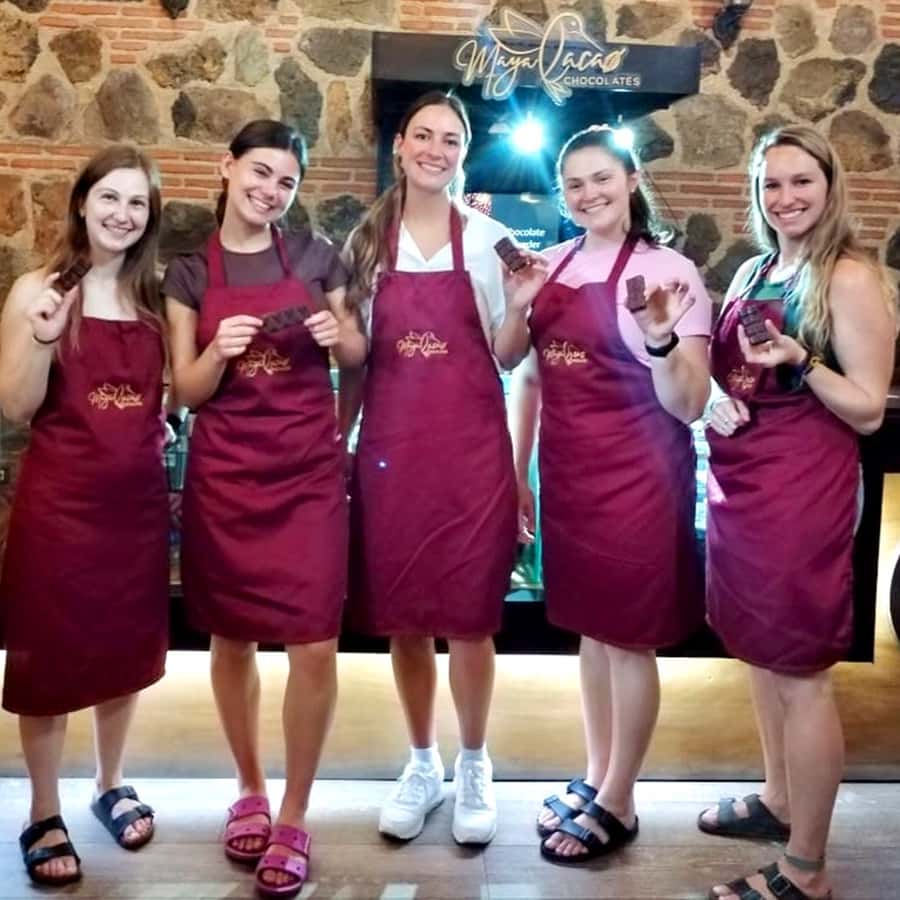 Chocolate workshop; gastronomic experience of cocoa. - Grinding toward a finished chocolate