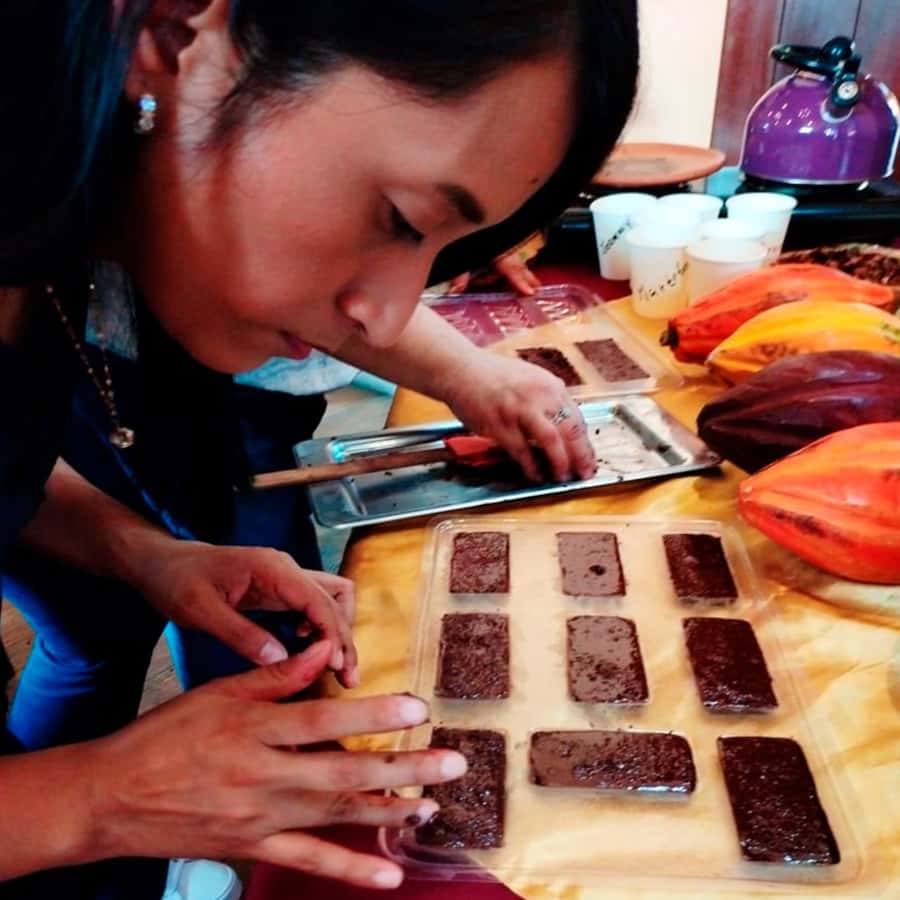 Chocolate workshop; gastronomic experience of cocoa. - The Spanish-language question