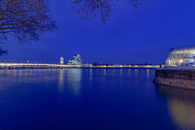 Cologne Private Roundtrip transfer incl. chocolate museum tickets - Free time in Cologne, lunch, and the Love Lock Bridge
