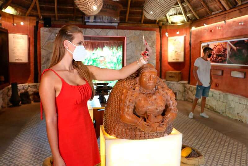 Cozumel: General Admission to the Mayan Cacao Experience - The guides can shape the experience