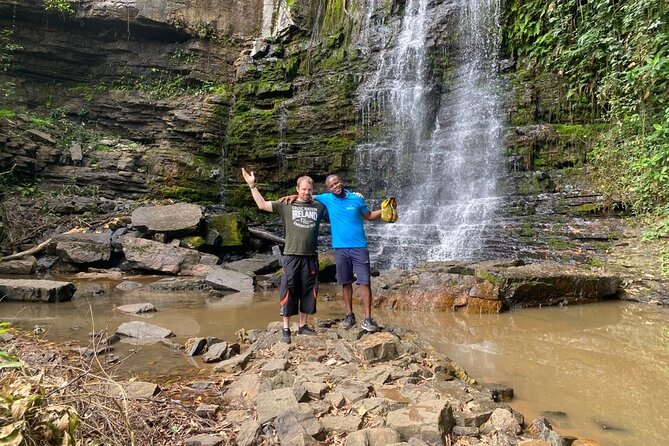 Day Trip Near Accra - Visit Aburi Gardens, Waterfall & Cocoa Farm - Vince’s role and the private-tour advantage
