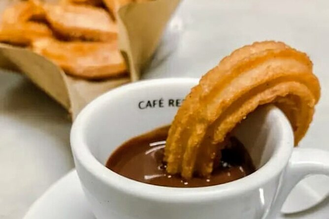 Delicious Chocolate Tour Barcelona - From Roman streets to medieval lanes