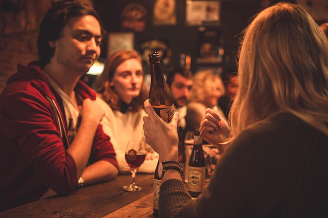 Discover Brussels beer world with a chocolate pairing by a young local - Why this Brussels beer tour is different
