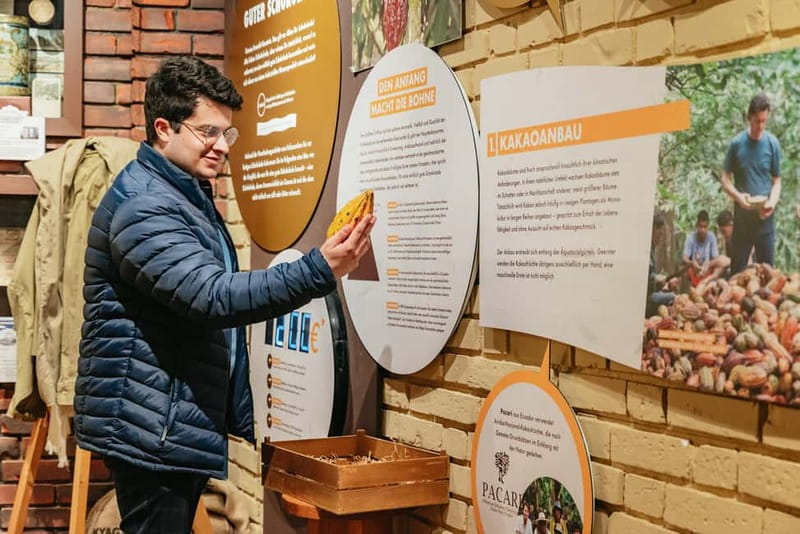 Dresden: Guided Walking Tour and Chocolate Museum Ticket - Dresden Castle and the city’s changing eras