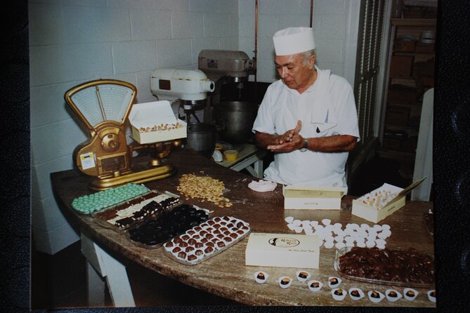 Experience Rebecca Ruth Chocolate Tour & Museum! - Value for families, couples, and food-minded visitors