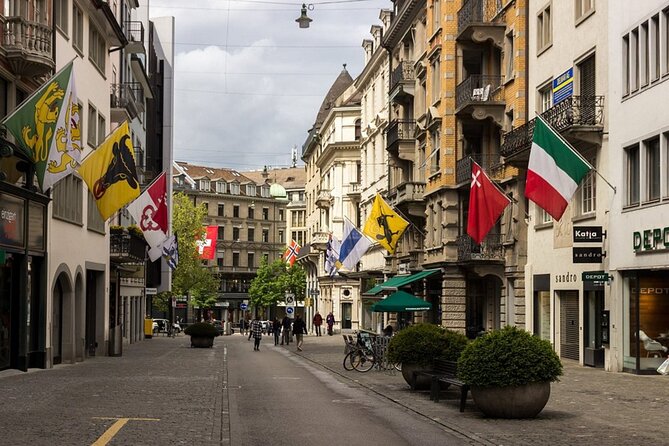 From Basel: Zurich Tour with Chocolate tasting and Lake Cruise - How good is the guide service?