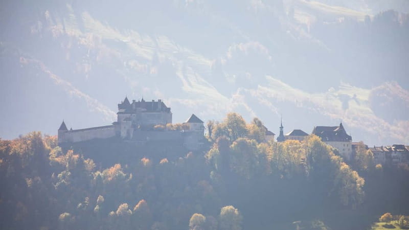 Geneva: Gruyères Tour with Chocolate, Cheese & Golden Train - Gruyères village: the day’s most atmospheric stop