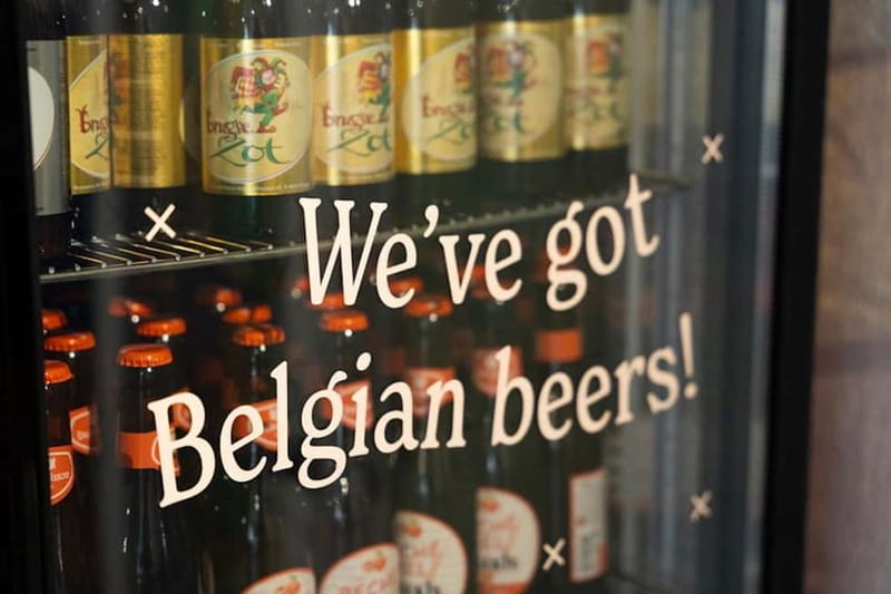 Ghent: Belgian Chocolate Making Workshop with Beer Tasting - Learning the basics of Belgian pralines