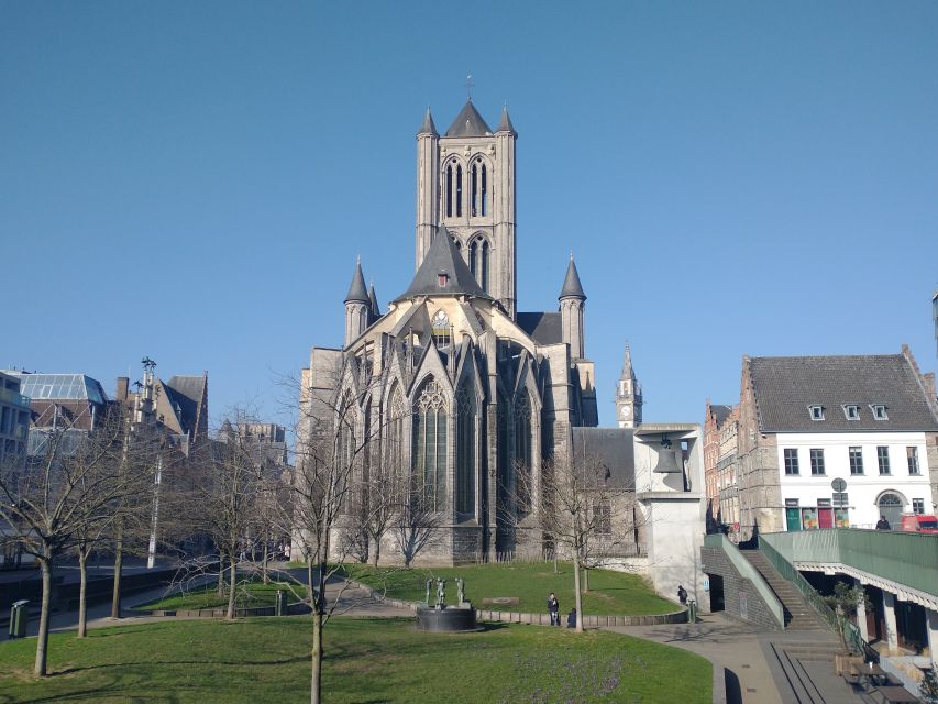 Ghent: Guided City Tour with Chocolate Tastings - Graslei and Korenlei: Ghent’s postcard waterfront