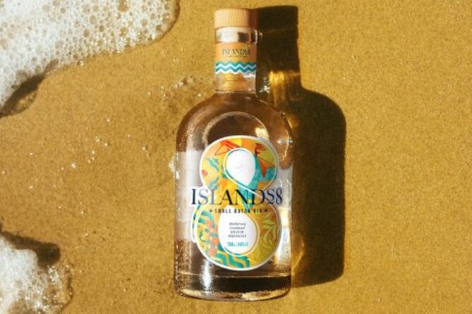 Gin and Chocolate Pairing Workshop in Malta - The opening pour: Malta’s Island8 gin