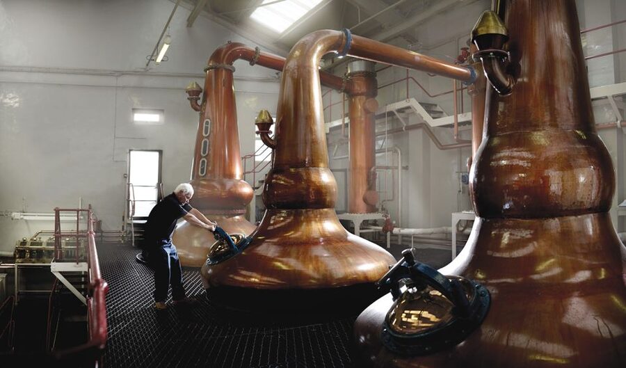 Glasgow: Glengoyne Distillery Tour with Whisky & Chocolate - The opening story: why Glengoyne does whisky differently