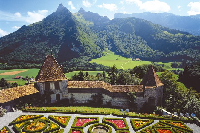 Gruyères Tour from Geneva With Train, Chocolate and Cheese - How much driving should you expect?