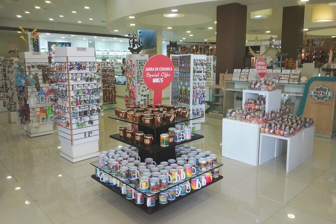 Guided Shopping Tour to Bella Mare Store (Cigars, Chocolate, Rum and Souvenirs) - Resort pickup sets the tone