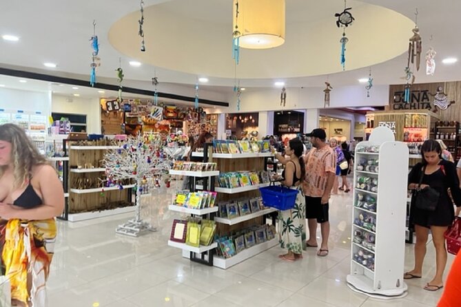 Guided Shopping Tour to Bella Mare Store (Cigars, Chocolate, Rum and Souvenirs) - Chocolate factory and coffee tasting