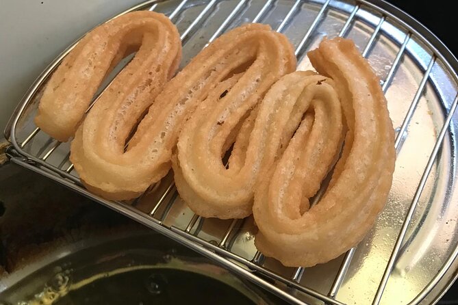 Hands-On Churros & Chocolate Class on a London Houseboat - Is $117 a fair price?