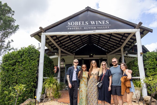 Hunter Valley All Inclusive, Wine, Chocolate Tasting and Lunch - 4 Pines at the Farm: Tasting and a Proper Lunch