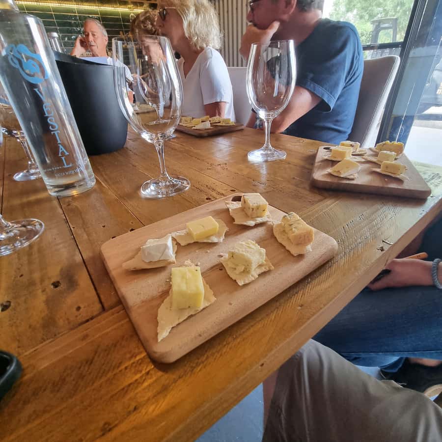 Hunter Valley: Wine, Gin, Cheese and Chocolate Tour - How the $159 price holds up