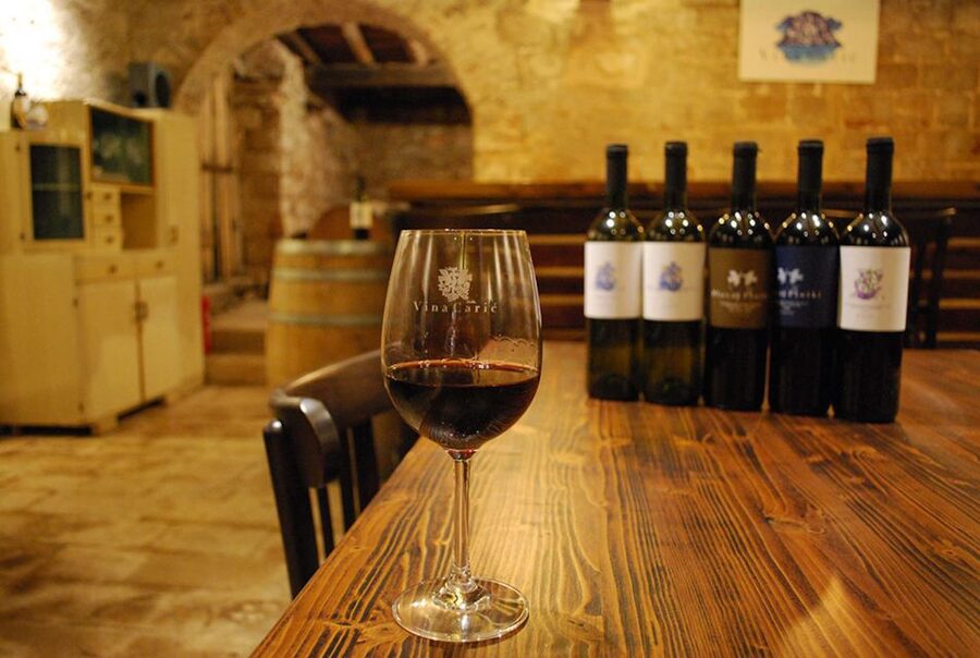 Hvar: Wine & Chocolate Tasting - Three scenic stops on the return road