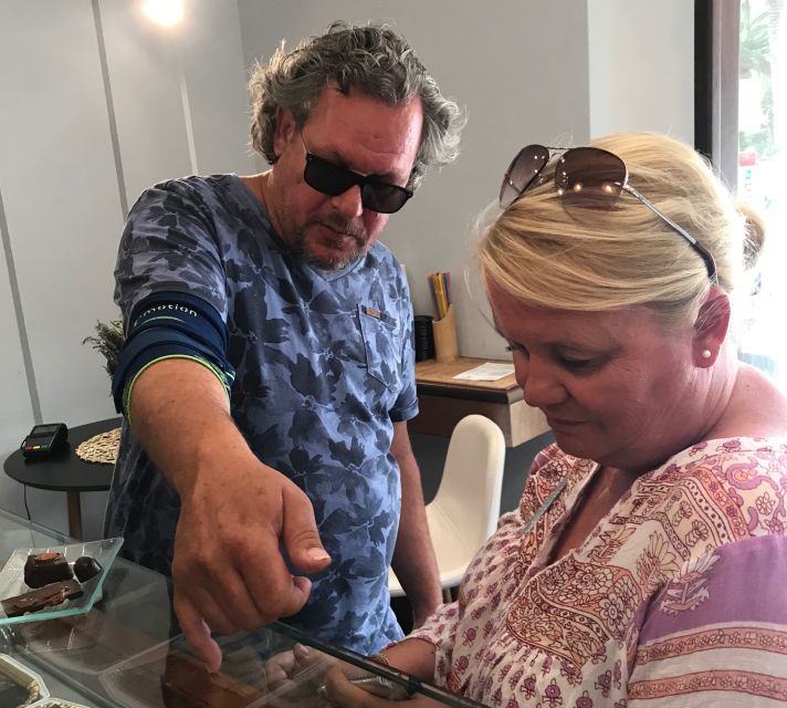Hvar: Wine & Chocolate Tasting - Returning to Hvar Town for the chocolate session
