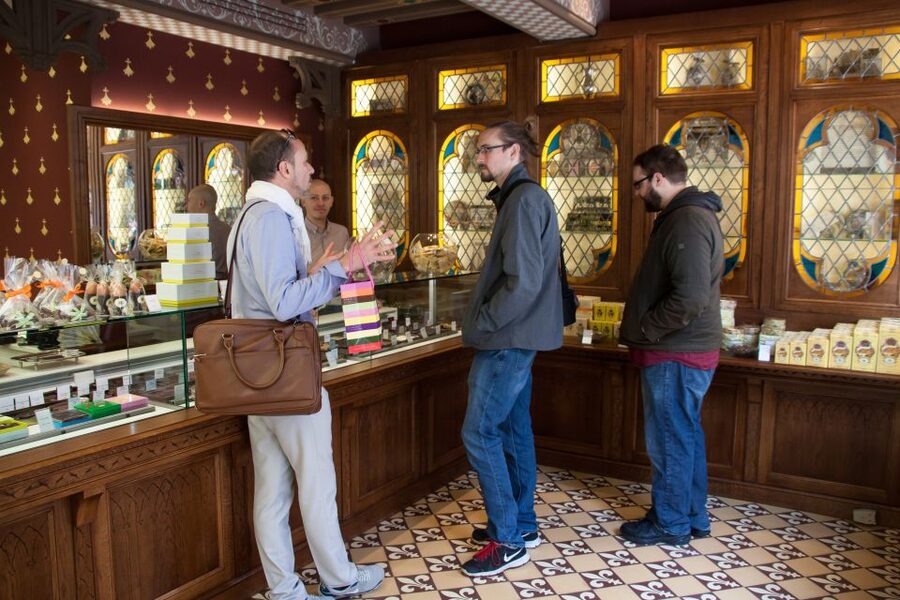 Le Marais: Pastry and Chocolate Food Tour - Pastry shops and the craft behind the sweets