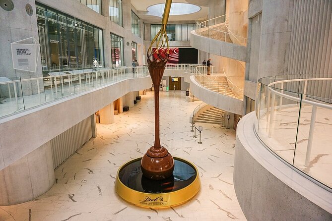 LINDT Home of Chocolate, Cruise On Lake Zurich And Old Town Walking Tour - Key points at a glance