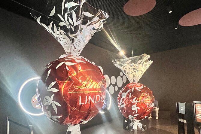 Lindt Home of Chocolate Museum Entry Ticket with Pickup - Watch chocolatiers make pralines