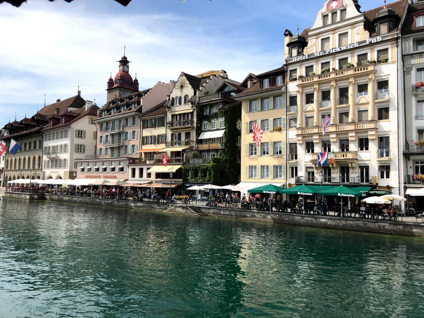 Lucerne: Private Walking Tour and Chocolate Tasting - Läderach and the Swiss chocolate tasting