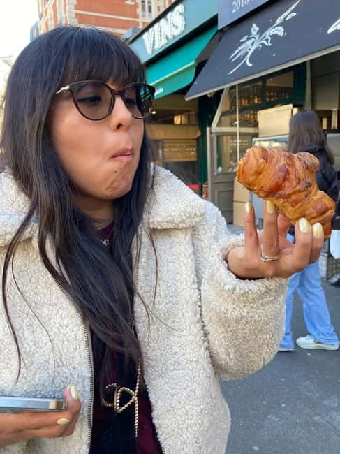 Lyon: Pastries and Chocolate Walking Food Tour w/6+ Tastings - Key Points at a Glance