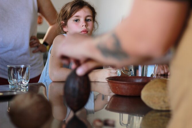 Make Oaxacan-style take-home chocolate - From cacao bean to finished chocolate