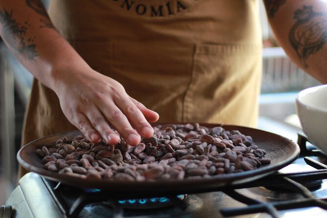 Make Oaxacan-style take-home chocolate - Tasting local cacao and Oaxacan hot chocolate