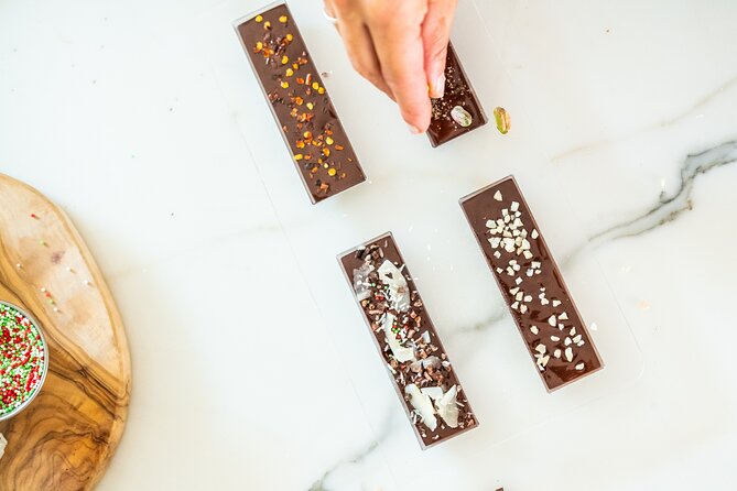 Make Your own Amazing Chocolate in Notting Hill - Learning how cacao becomes chocolate