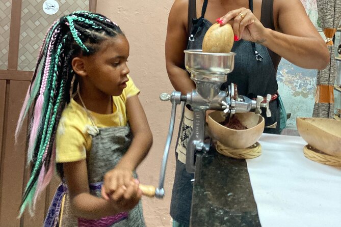 Make Your Own Chocolate with Oaxacan Tradition Private Class - Grinding and Choosing Your Chocolate Blend