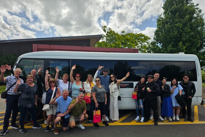 Melbourne: Yarra Valley Wine, Gin, Whisky and Chocolate Tour - Meeting in Federation Square at 9:00 am