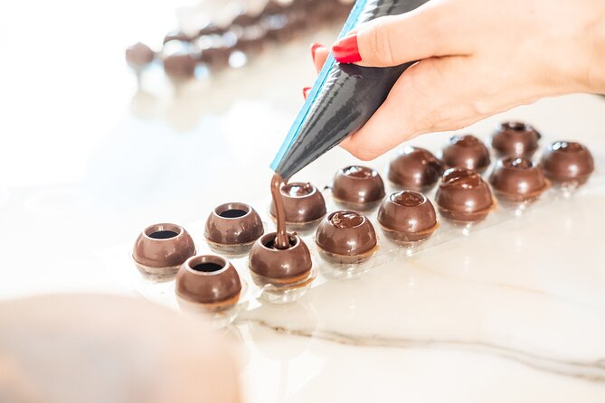 Melt Chocolate's Magical Master Class - Learning why tempering matters