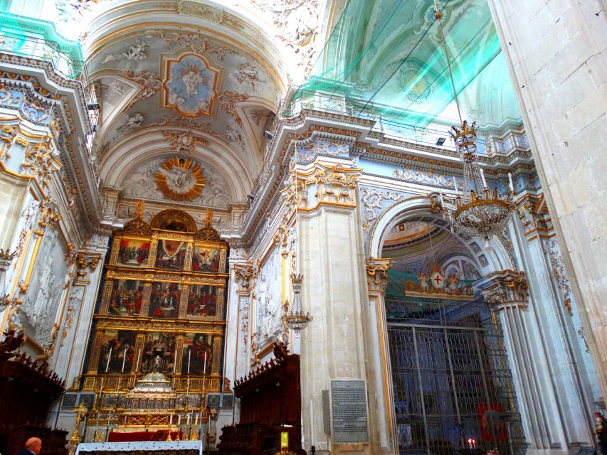 Modica private tour: the chocolate town in Sicily - Starting above Modica at San Giorgio