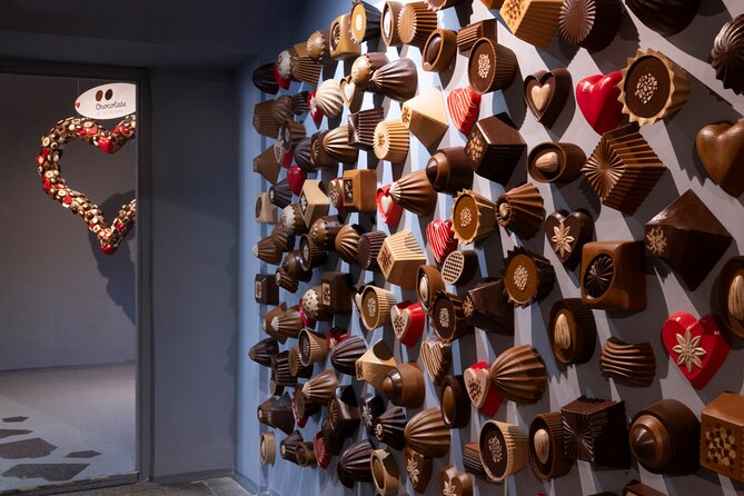 Museum Entry Ticket With Unlimited Chocolate Tasting - Timing, language, and practical planning