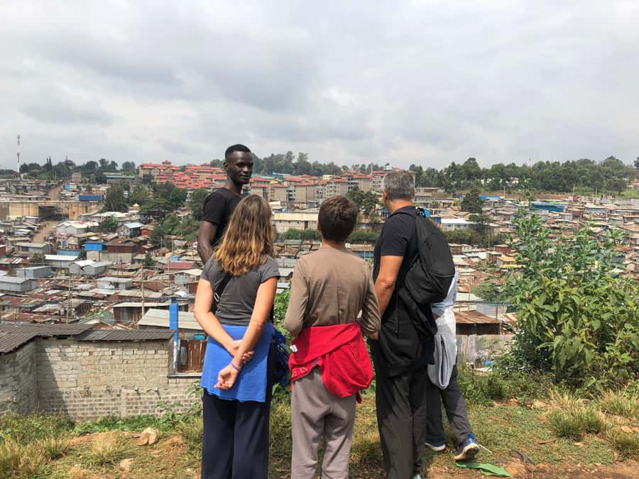 Nairobi: Kibera Slum (The Chocolate city)Guided Walking Tour - Languages and guide quality