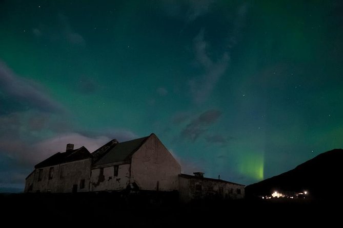 Northern Lights Small-Group Tour with Hot Chocolate & Photos - Is $172.41 good value?