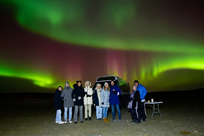 Northern Lights Tour: Cozy Night Adventure with Hot Chocolate - Leaving Reykjavik after dark