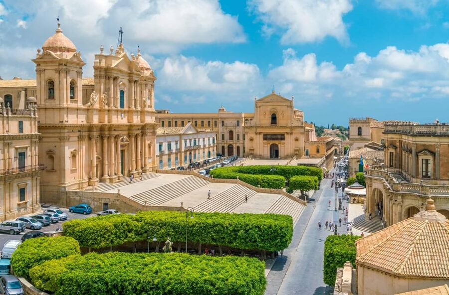 Noto and Modica: Private Tour with Artisan Chocolate Tasting - Starting at Porta Reale in Noto