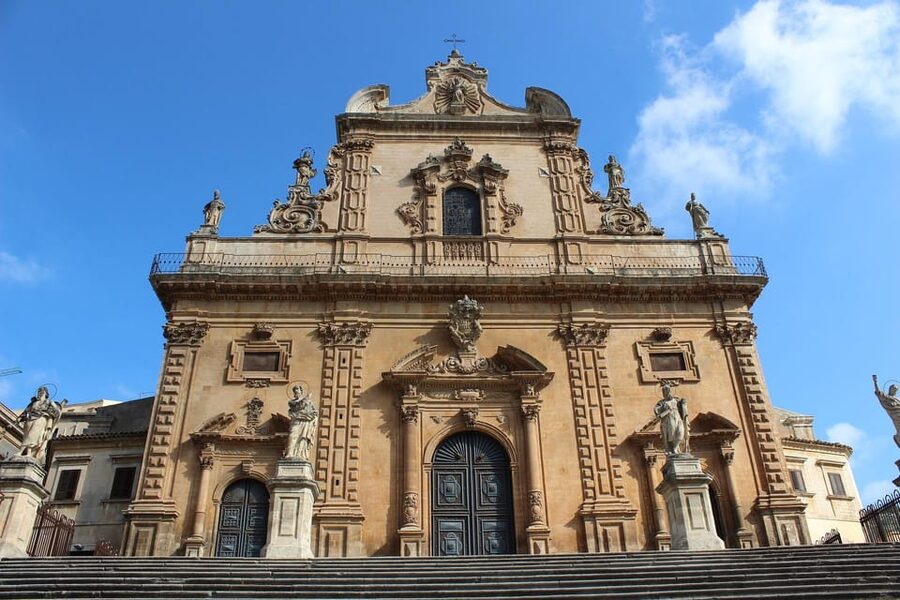 Noto and Modica: Private Tour with Artisan Chocolate Tasting - Who will enjoy this private visit?