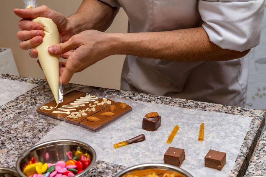 Paris: 45-minute Chocolate Making Workshop at Choco-Story - Choosing shapes, toppings, and your own design