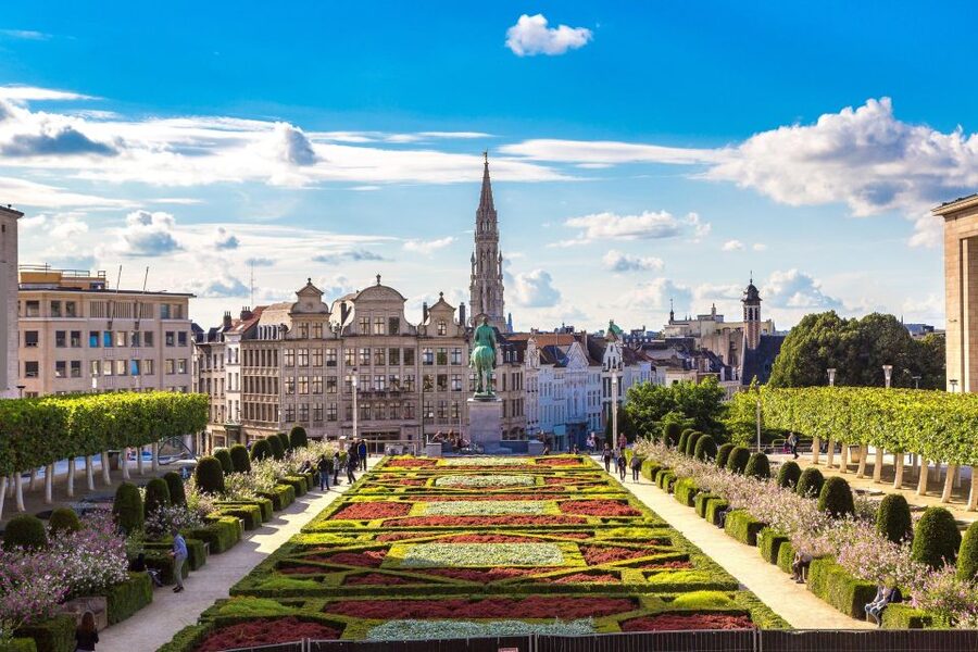 Paris: Brussels and Bruges Tour & Optional Chocolate Tasting - The evening return to Paris