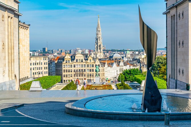 Paris: Discover Brussels and Bruges & Optional Chocolate Tasting - Brussels begins with the Grand Place