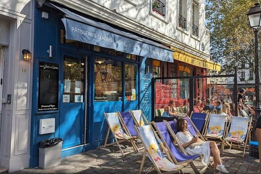 Paris: Montmartre Chocolate and Pastry Walking Tour - A small patisserie and the smallest creperie in Paris