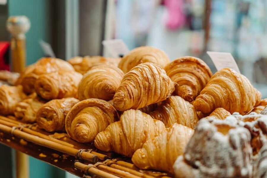 Paris: Pastries and Chocolate Walking Food Tour - Starting at Rue du Faubourg Montmartre