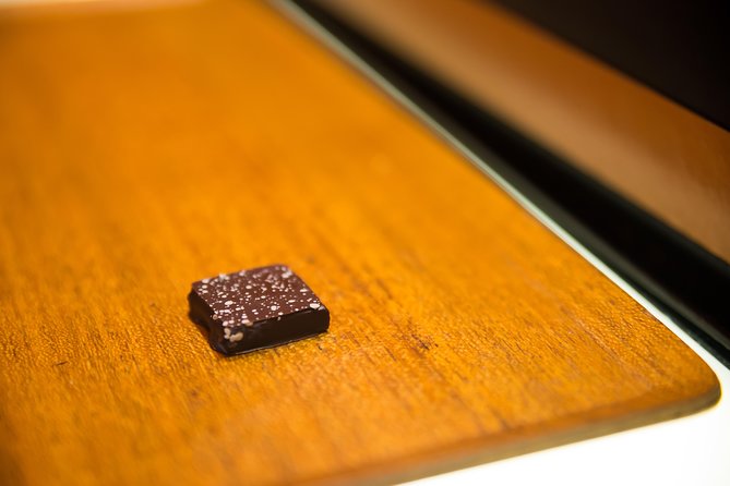 Paris Saint-Germain Private Tasting Tour with Chocolate plus Pastries & Macaron - Coffee, tea, and water are small but useful inclusions