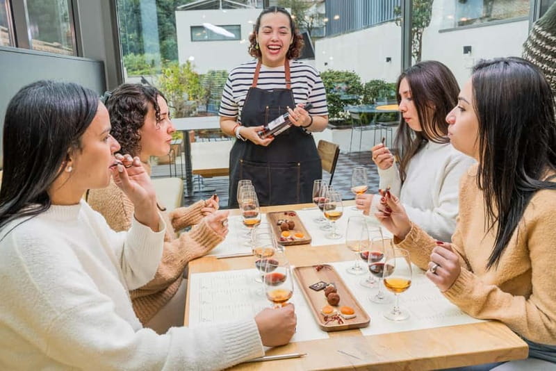 Porto 'Best of the Best' Port Tasting and Artisan Chocolates - Arriving on Rua do Almada