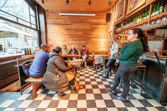 Private: Discover Brussels beer & breweries by a young local (incl. chocolate) - Bier Central Brussels and 300-plus choices