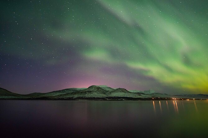Private Northern Lights Tour - Champagne & Chocolates Aurora Hunt - Why a private aurora hunt changes the night